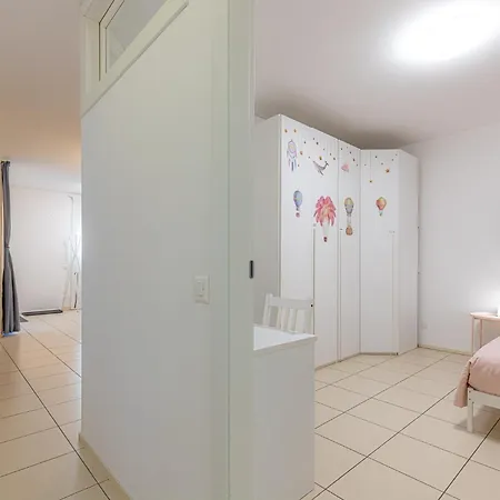 Station With Free Parking Appartement Lugano