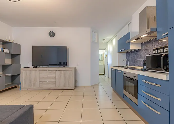 Station With Free Parking * Lugano