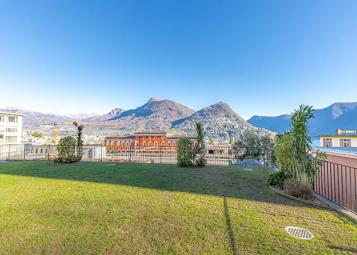 Station With Free Parking Apartment Lugano