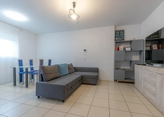 Apartman Station With Free Parking *